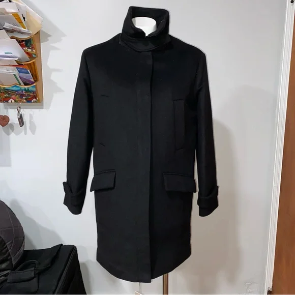 Gorgeous new wool coat - Picture 1 of 7